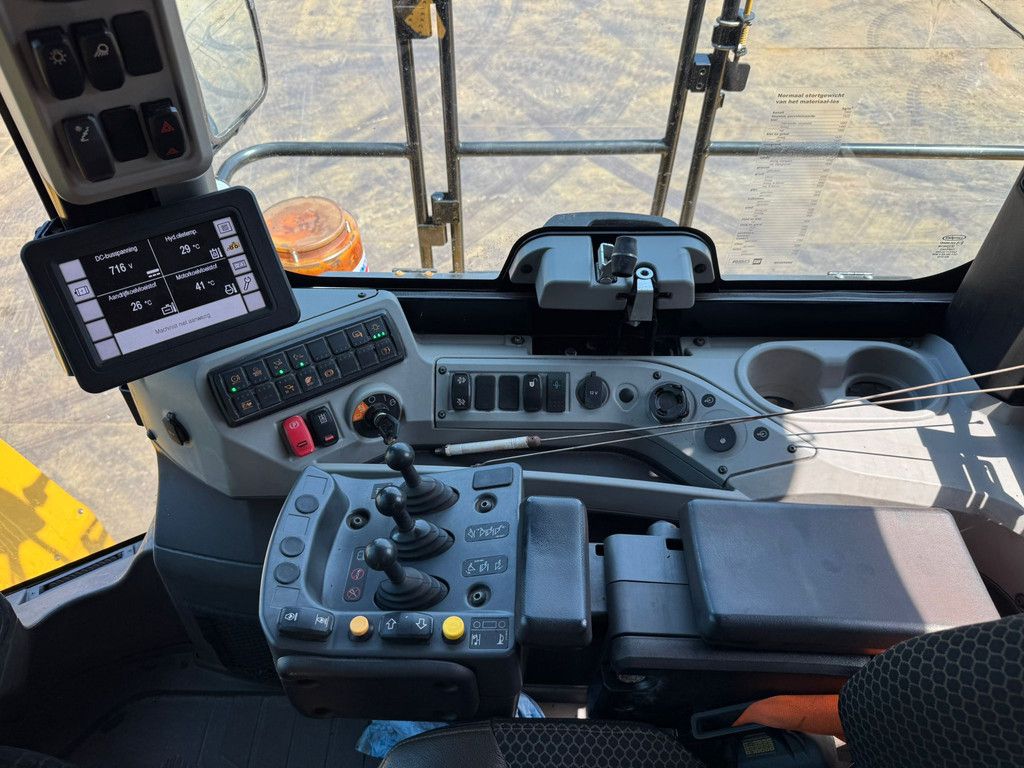 Caterpillar 988 XE High Lift