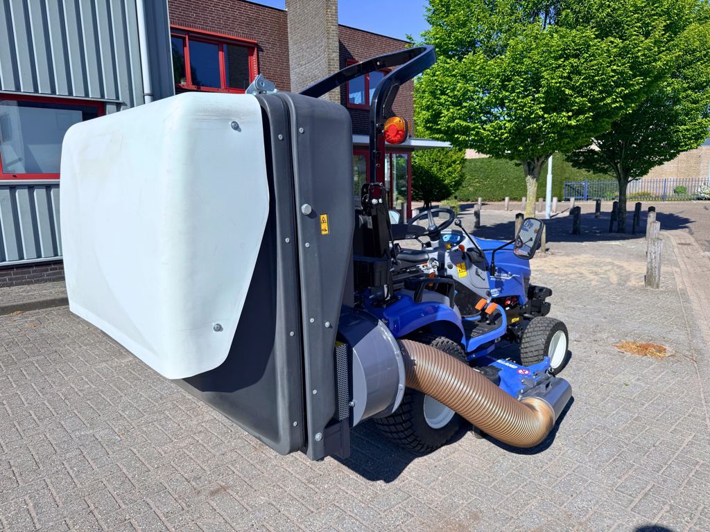 New Holland Boomer 25C & 160GMS + Matev Opvangbak