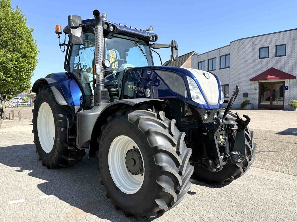 New Holland T7.195 S Blue Power