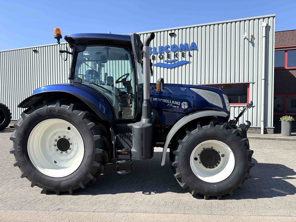 New Holland T7.195 S Blue Power