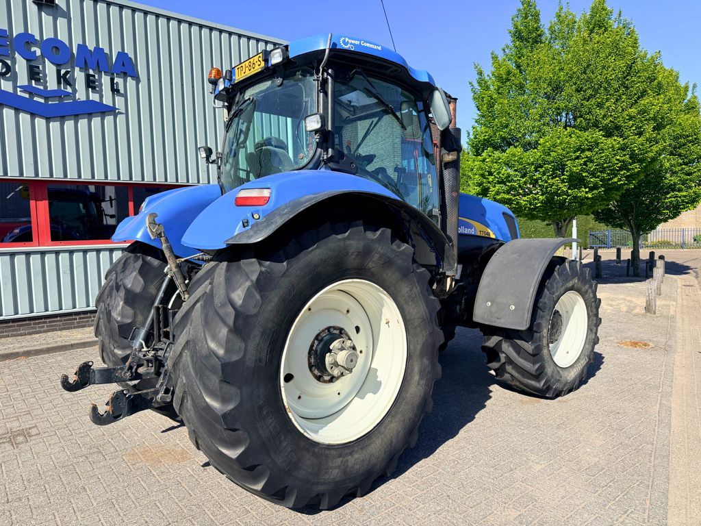 New Holland T7040 Power Command