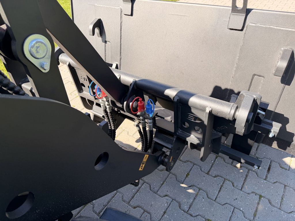 Eurotrac W12S Rops Euro opname