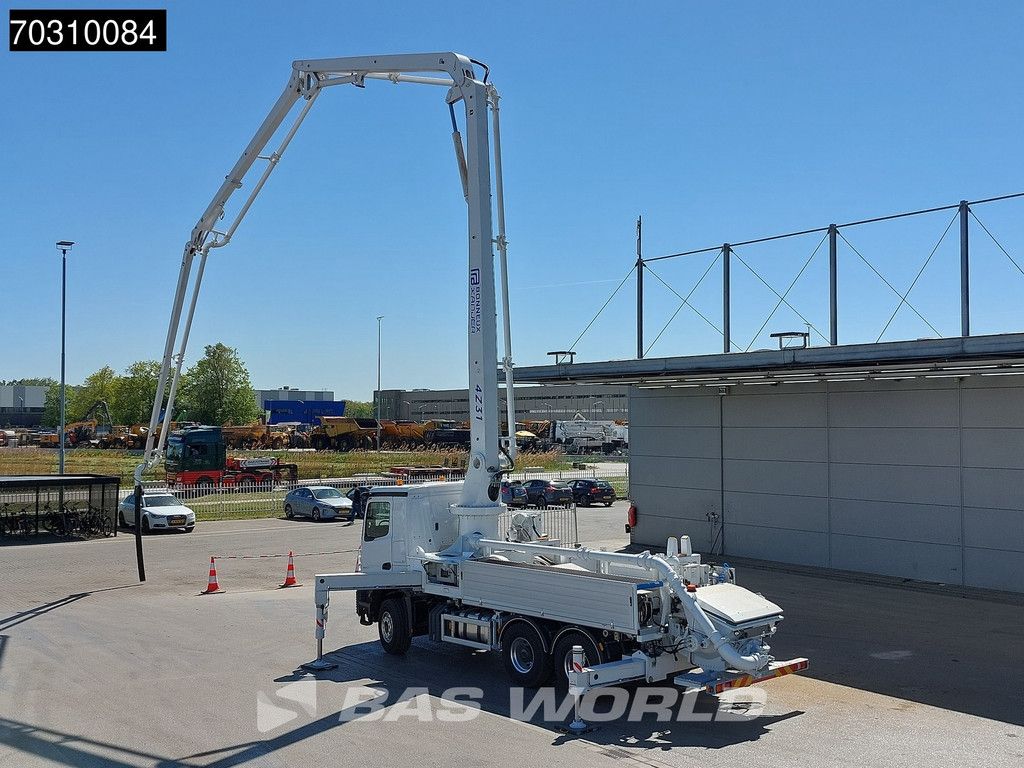 Mercedes Arocs Arocs 2843 6X4 NEW! 31mtr 4x extendable Bonneux concrete pump Remote Control Euro 6