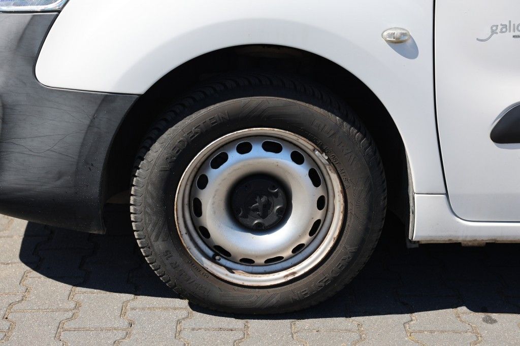 Peugeot Partner 1.6 BLEU DHi 75 L1 VAN