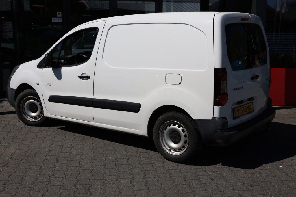 Peugeot Partner 1.6 BLEU DHi 75 L1 VAN