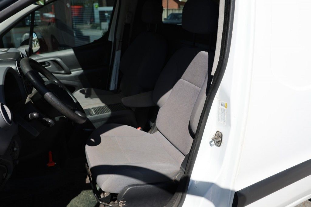 Peugeot Partner 1.6 BLEU DHi 75 L1 VAN