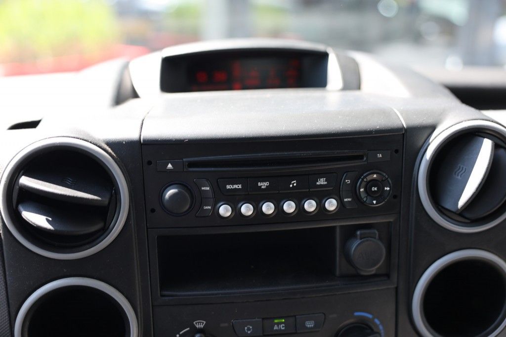 Peugeot Partner 1.6 BLEU DHi 75 L1 VAN