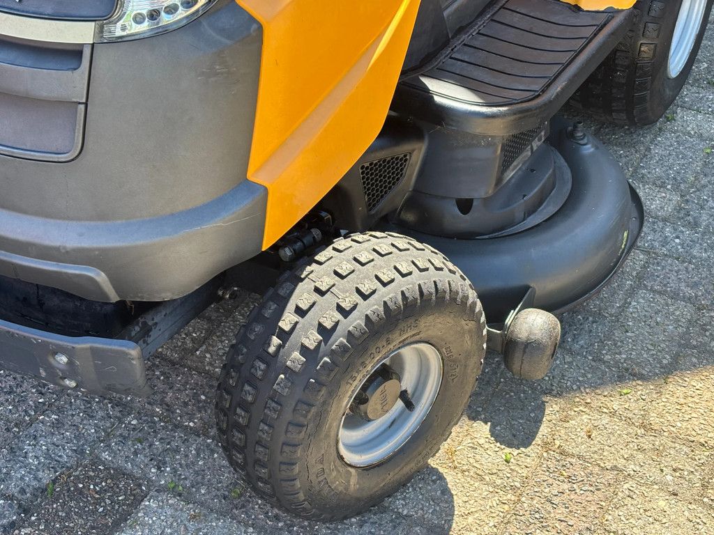 Stiga Tornado gebruikte zitmaaier 21pk 108cm hydrostaat