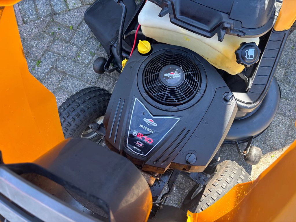 Stiga Tornado gebruikte zitmaaier 21pk 108cm hydrostaat