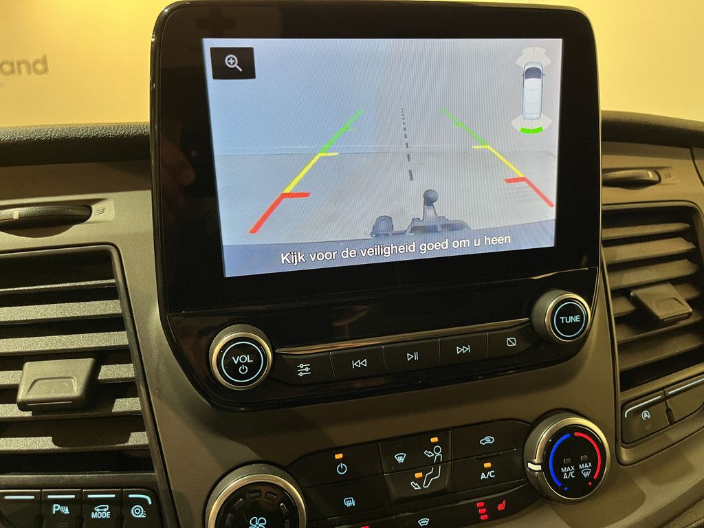 Ford Transit Custom 320 2.0 TDCI L2H1 Trend 130 PK Automaat / Euro 6 / Airco / Camera / Trekhaak / Imperiaal / Cruise Control / 77.300 KM !!