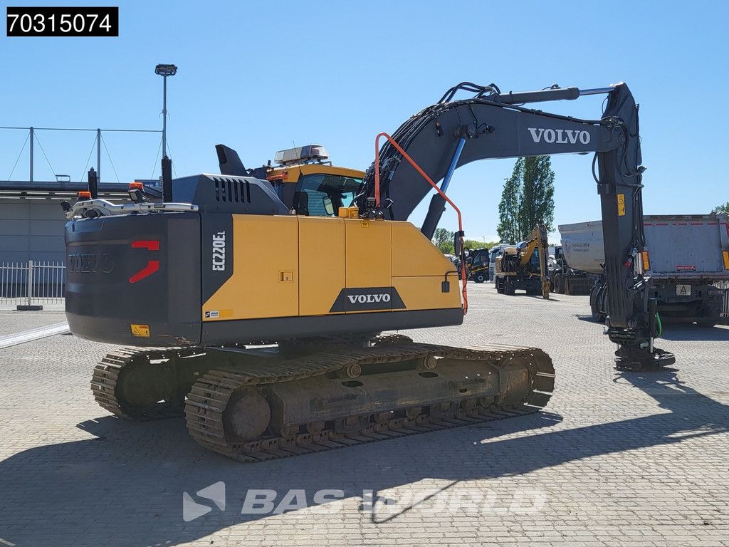 Volvo EC220 E L Tiltrotator
