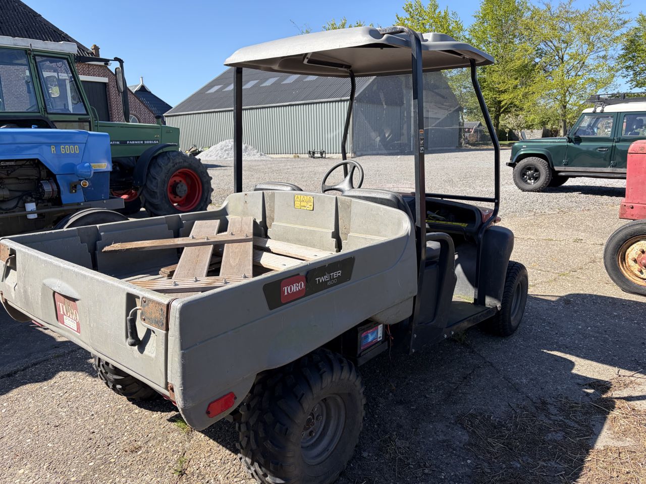 Toro Twister 1600 kiepbak gator