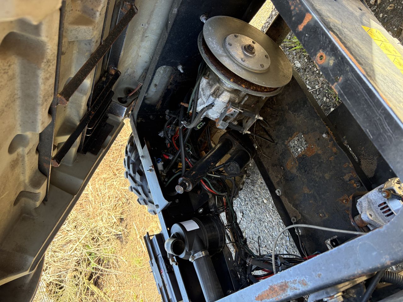 Toro Twister 1600 kiepbak gator