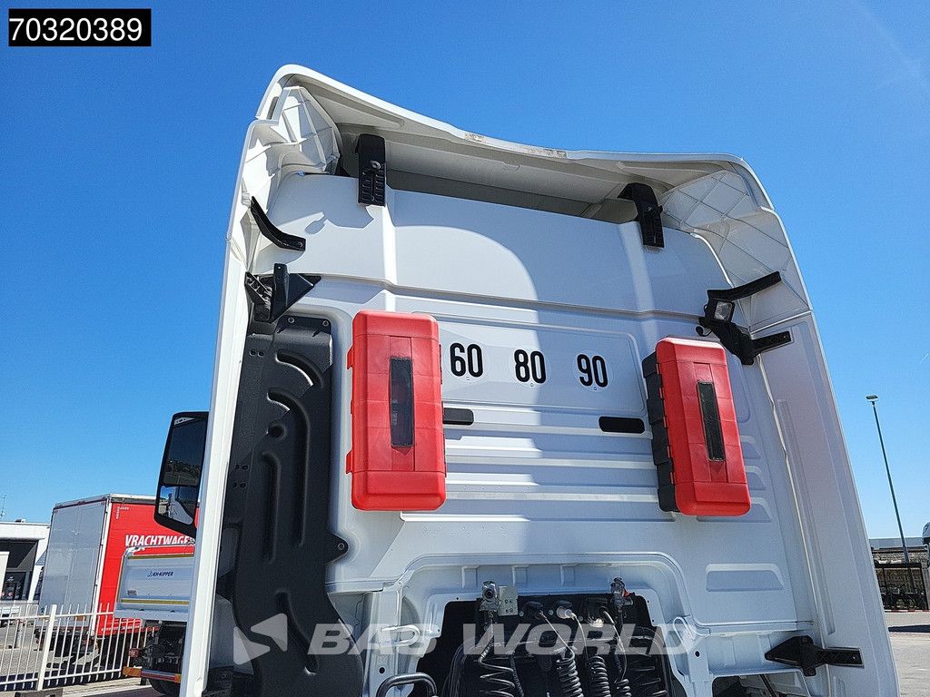 MAN TGX 18.470 4X2 GM Retarder 2xTanks ACC Navi Standklima