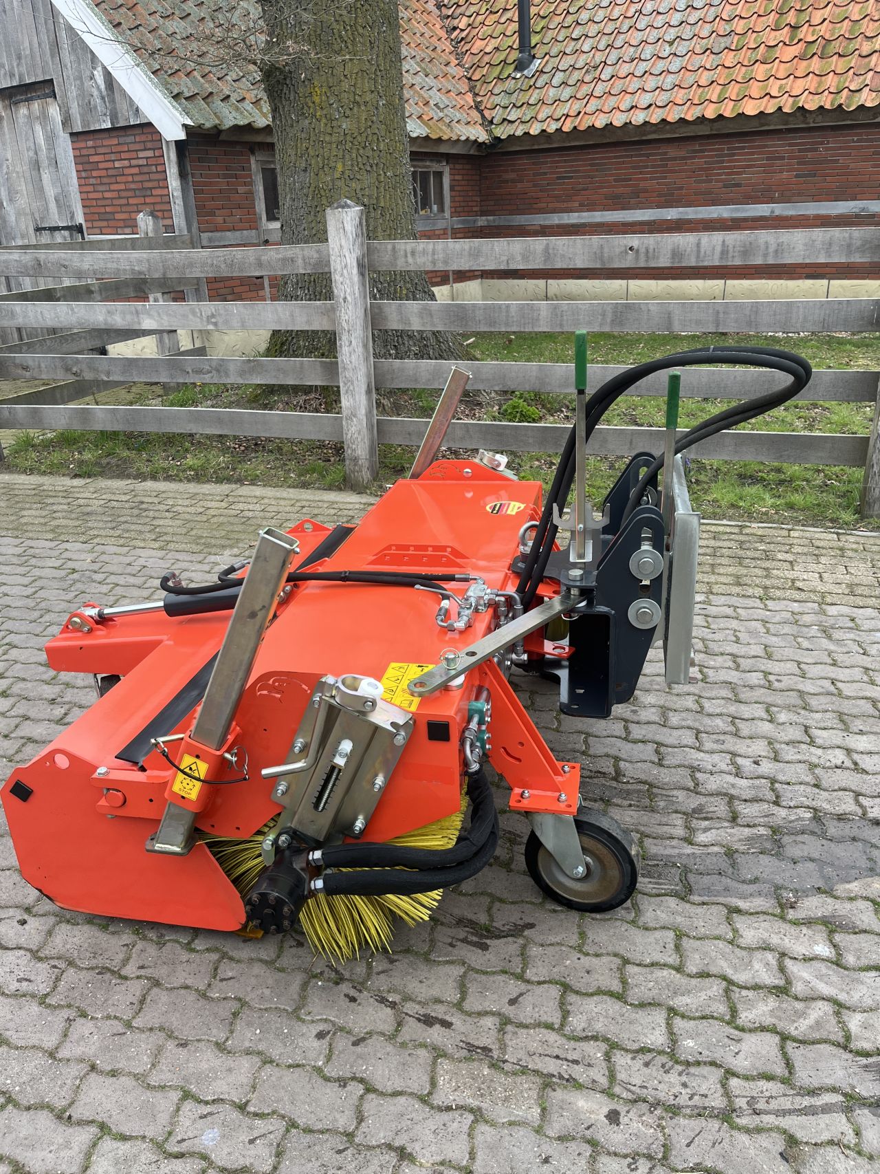 Adler K600 150 veegmachine tbv Knikmops 130 140 180