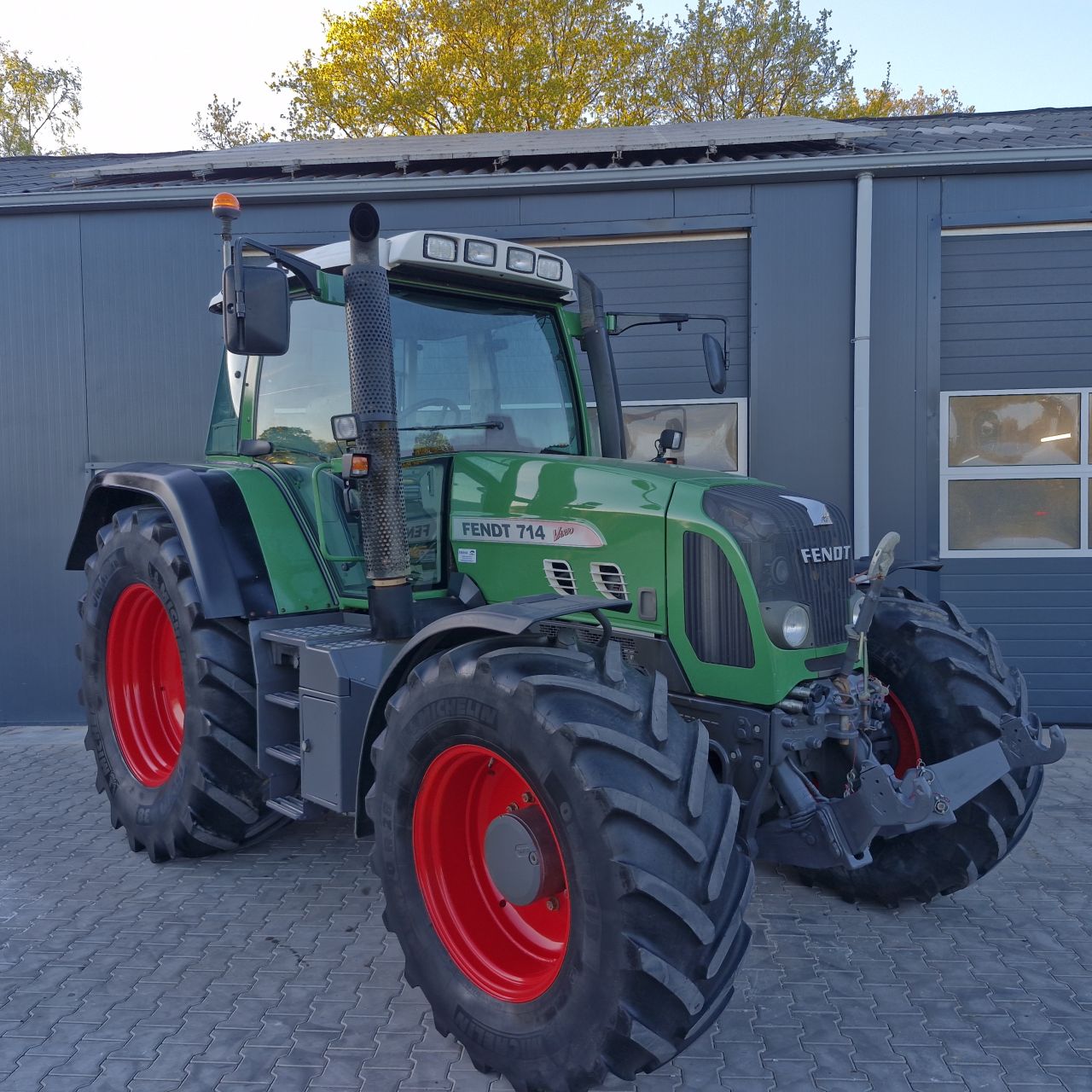 Fendt 714 vario com 3