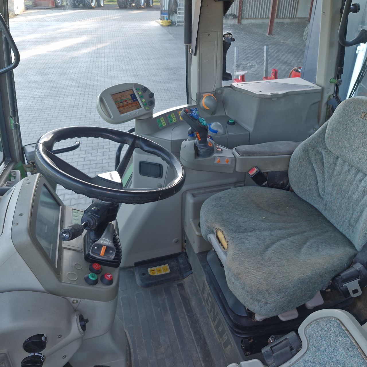 Fendt 714 vario com 3
