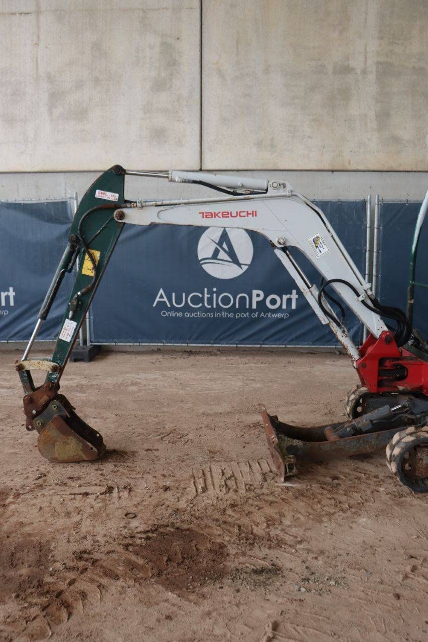 Mini excavator Takeuchi TB219 Diesel 12kW 2014