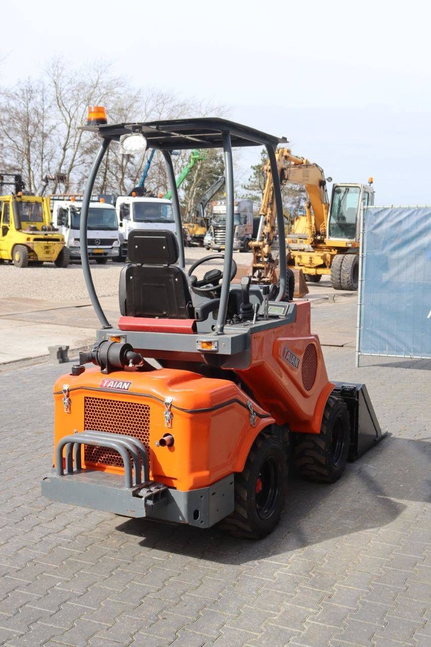 Skid steer loader Taian Wolf DY620 Diesel 2025