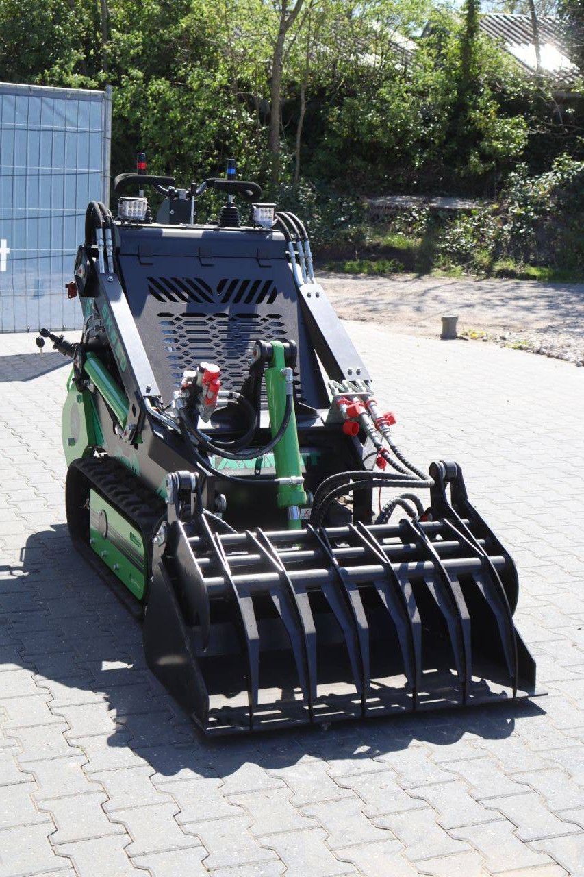 Mammut SK650 Kompaktlader, Benzin, 15 kW, Baujahr 2025, Neu