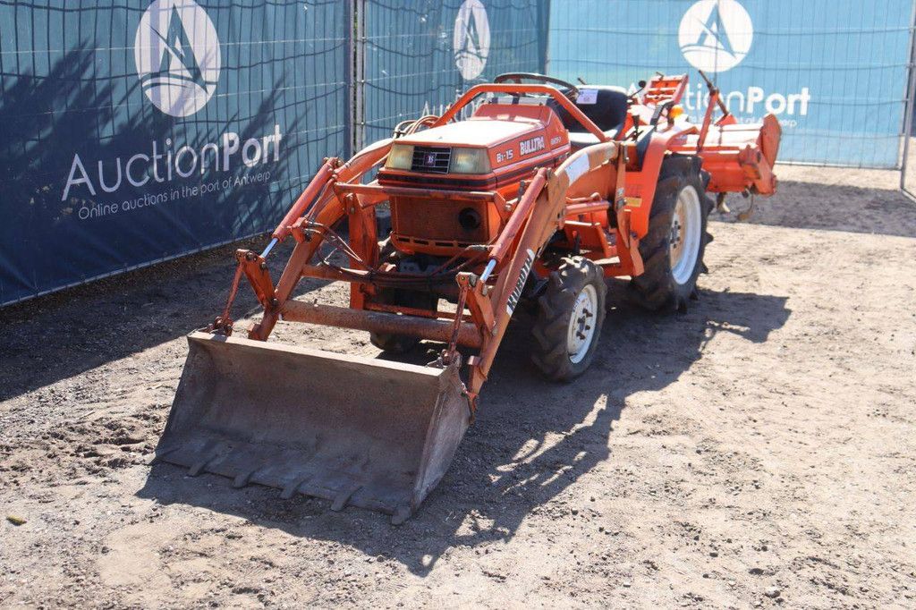 Kleintraktor Kubota Bulltra B1-15 Diesel 16 PS mit Grubber