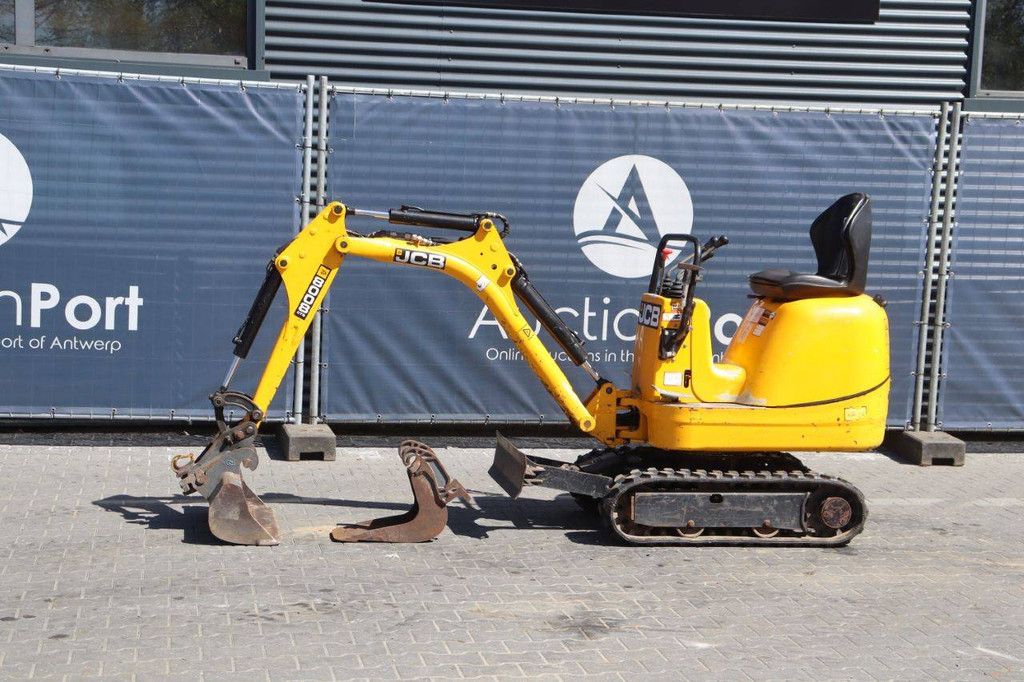 Mini excavator JCB 8008 CTS Diesel 9kW 2011