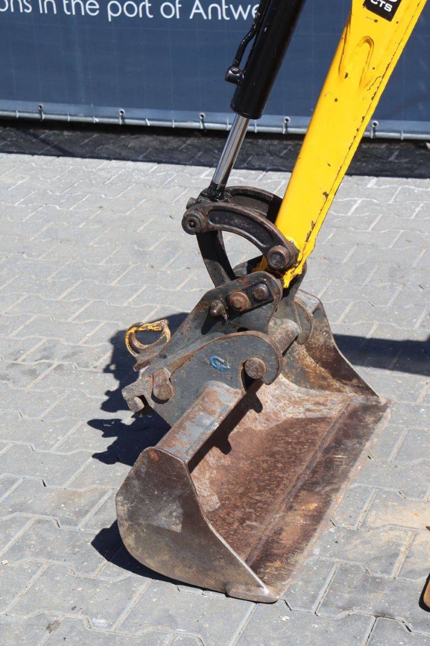Mini excavator JCB 8008 CTS Diesel 9kW 2011
