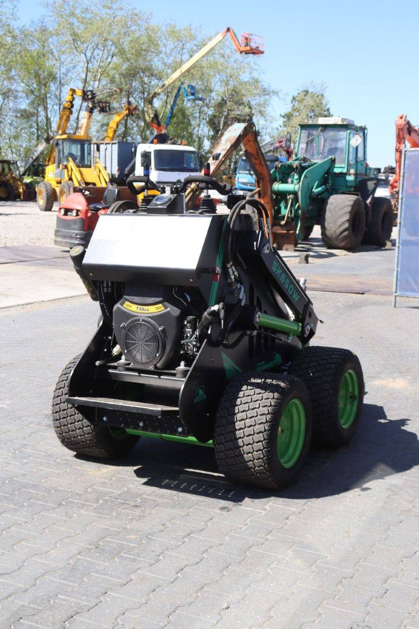 Skid steer loader Mammut SK650W Petrol 15kW 2025