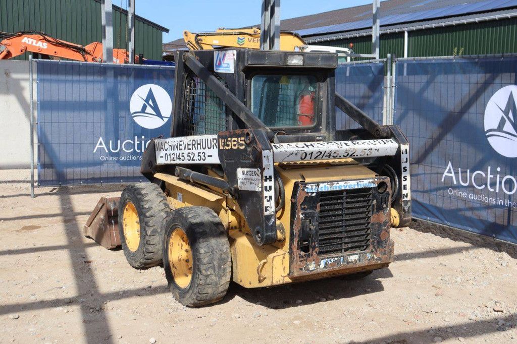 Skid steer loader New Holland LX565 Diesel 29kW 2011