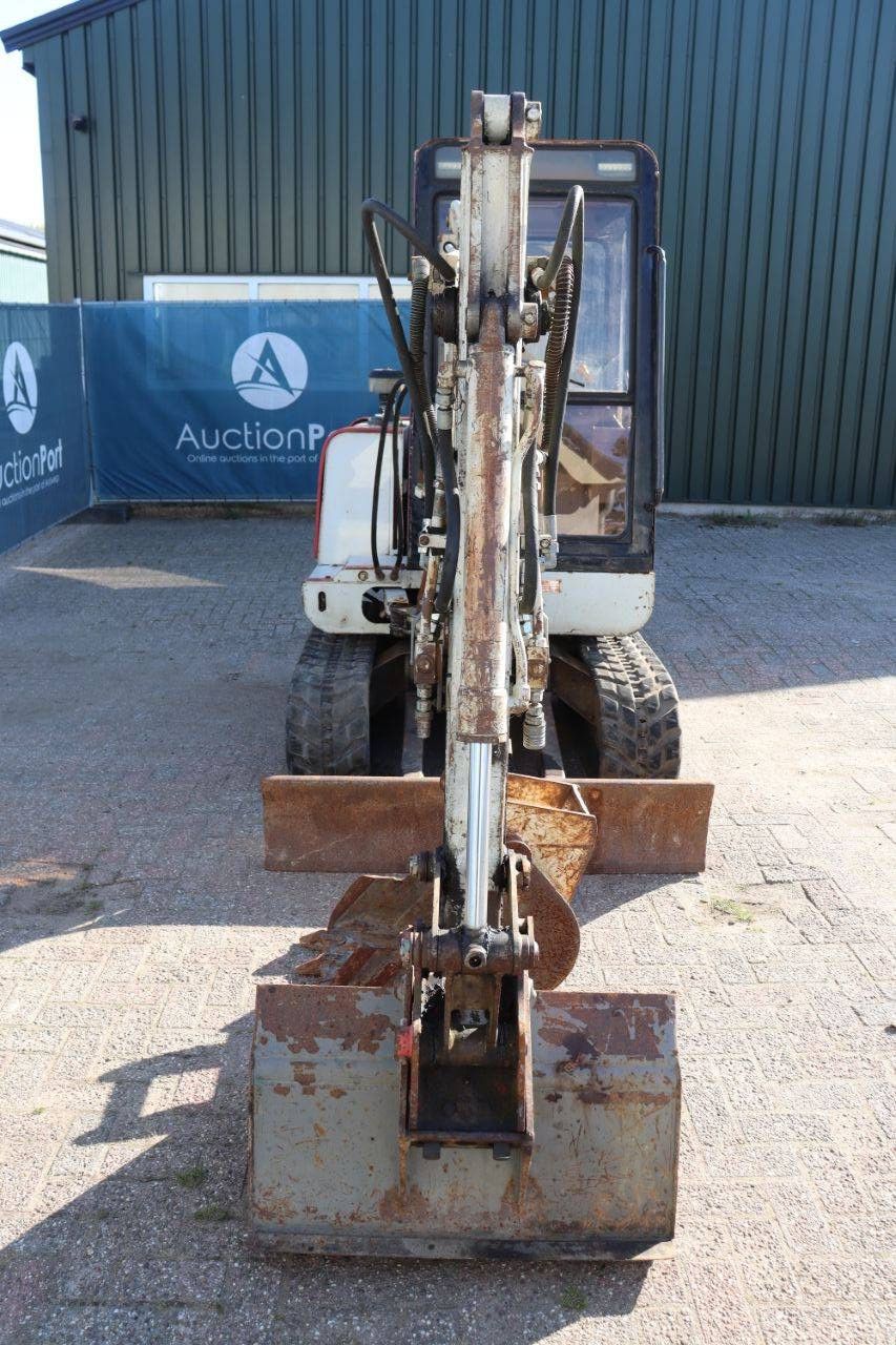 Rupsgraafmachine Takeuchi TB025 Diesel 26pk