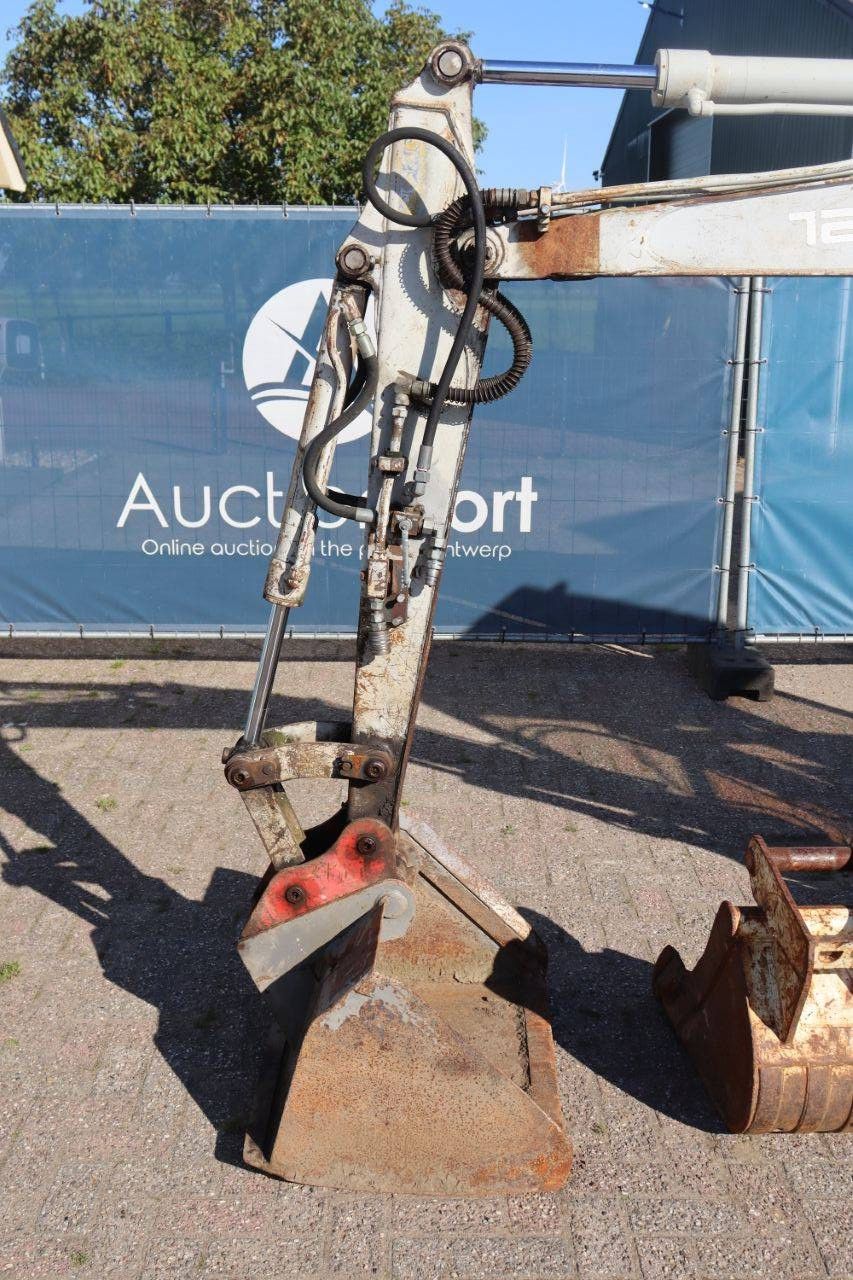 Rupsgraafmachine Takeuchi TB025 Diesel 26pk