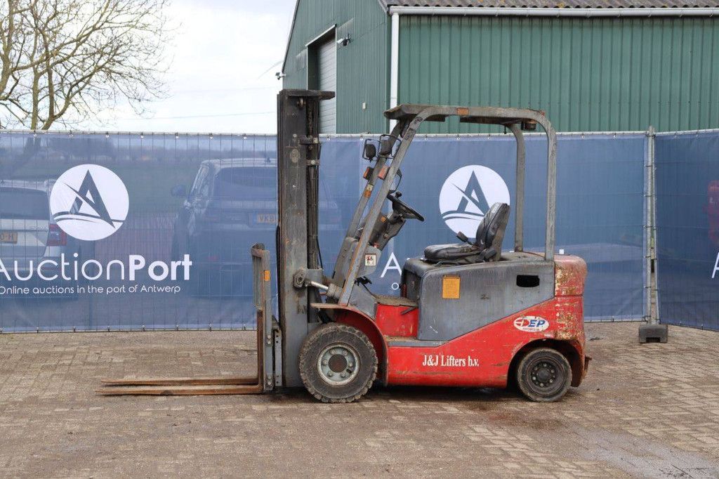 Heftruck EP CPD25J Elektrisch 2500kg 4.3m