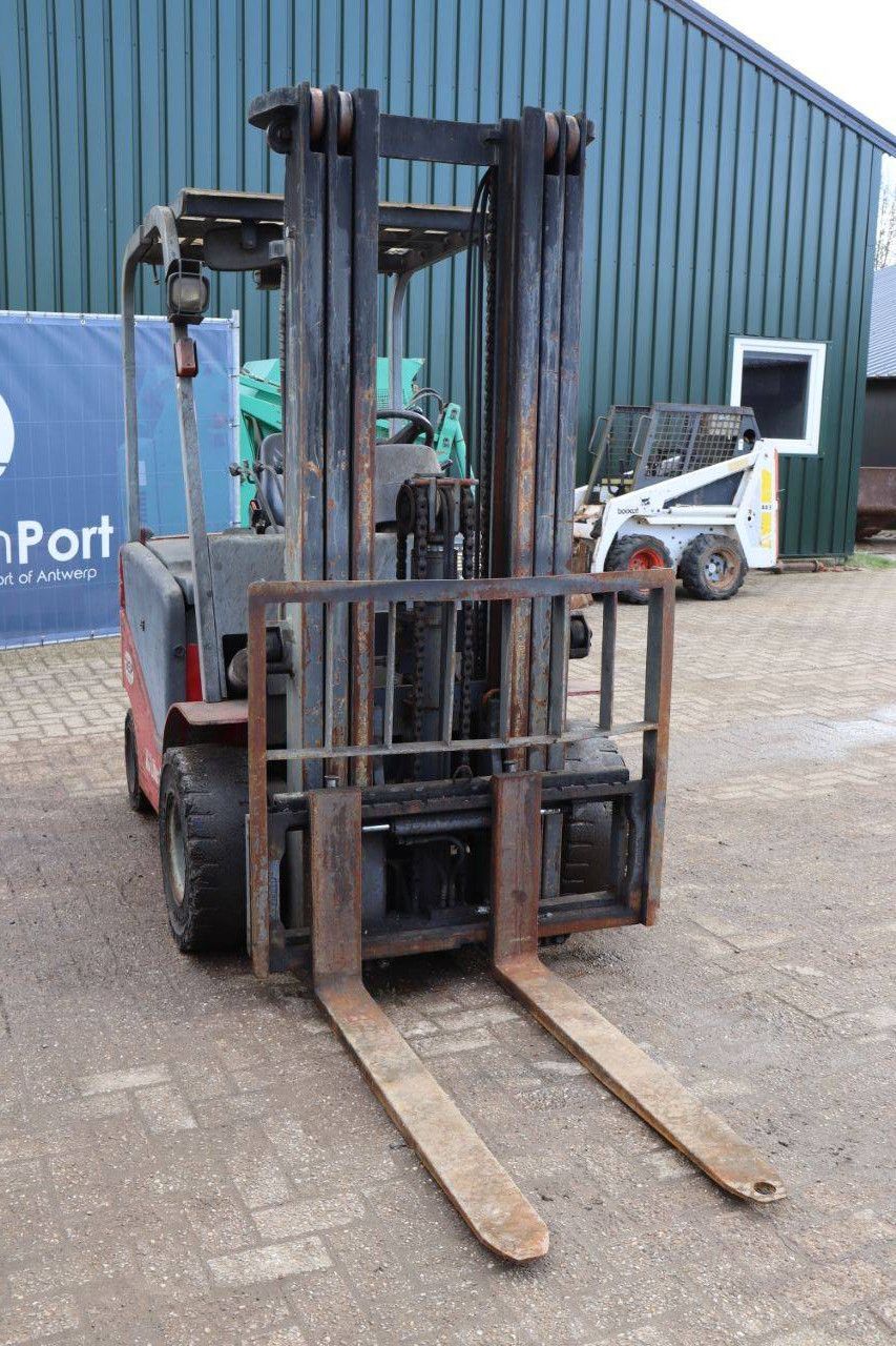 Heftruck EP CPD25J Elektrisch 2500kg 4.3m