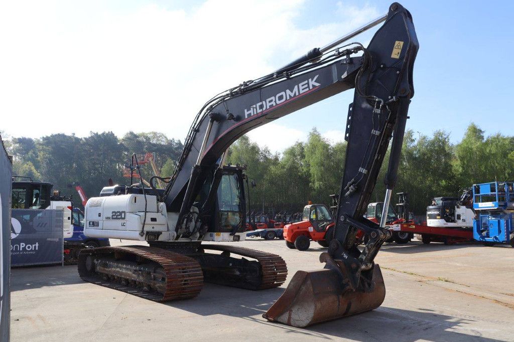 Hidromek HMK220LC3B Raupenbagger Diesel 128kW 2017