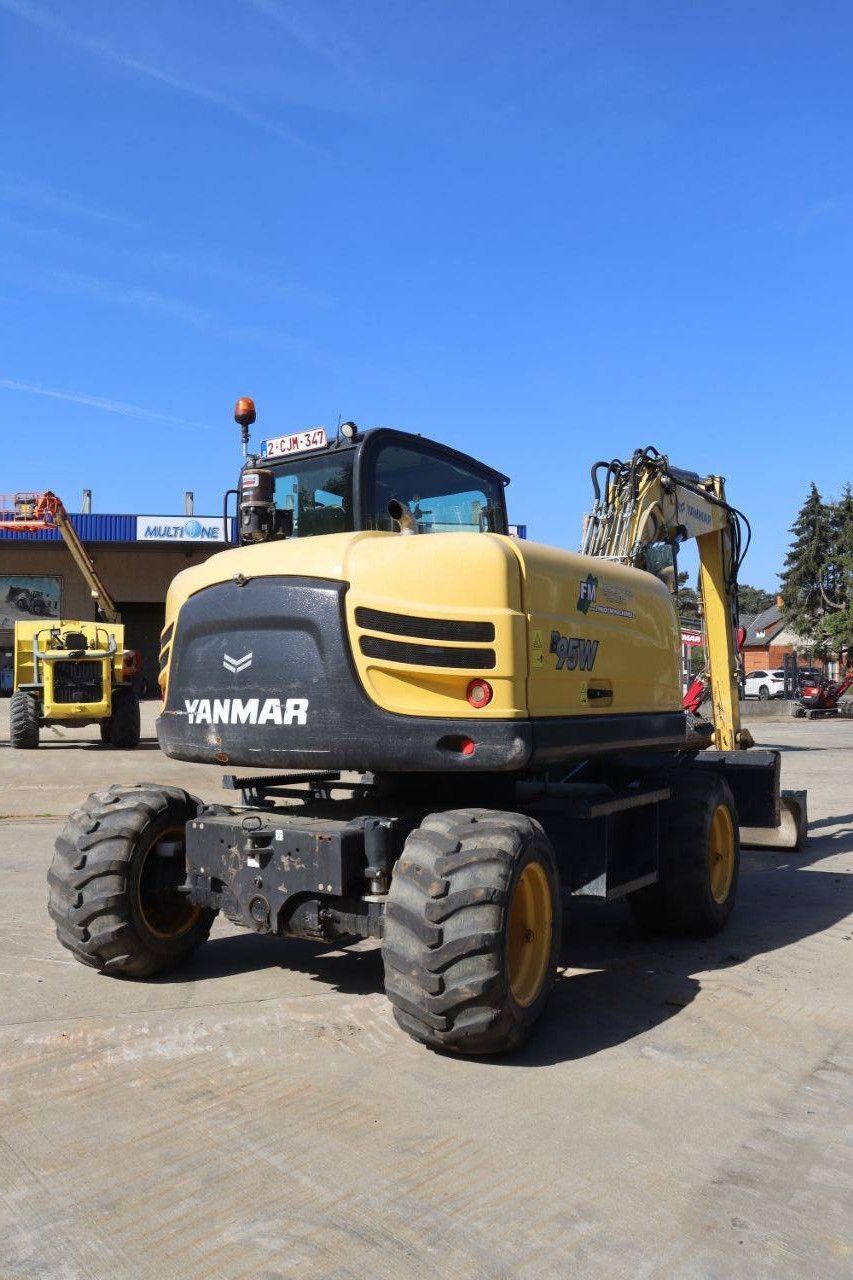 Wheel excavator Yanmar B95W Diesel 74.4kW 2021
