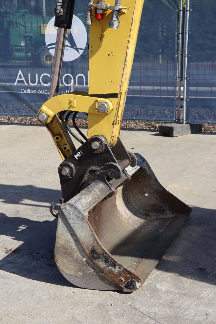 Wheel excavator Yanmar B95W Diesel 74.4kW 2021