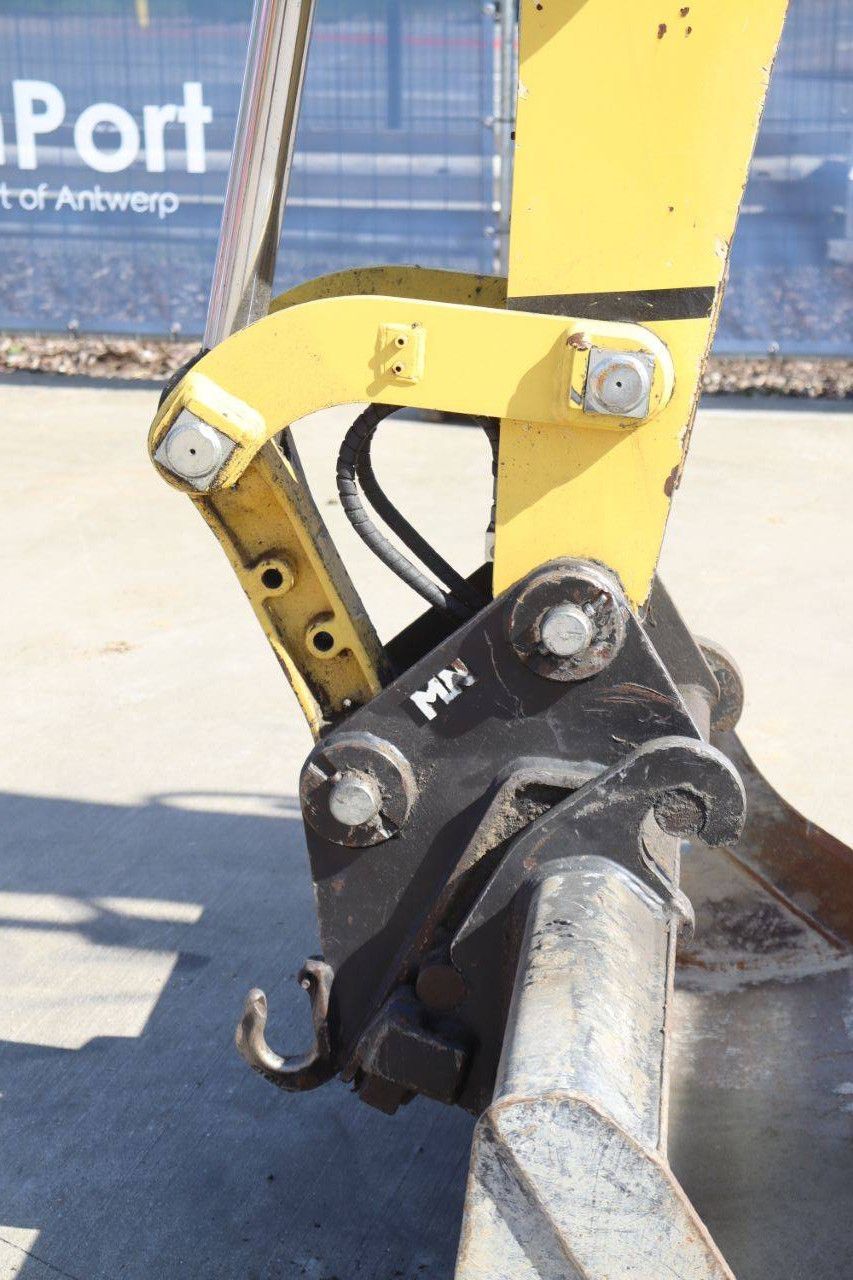 Wheel excavator Yanmar B95W Diesel 74.4kW 2021