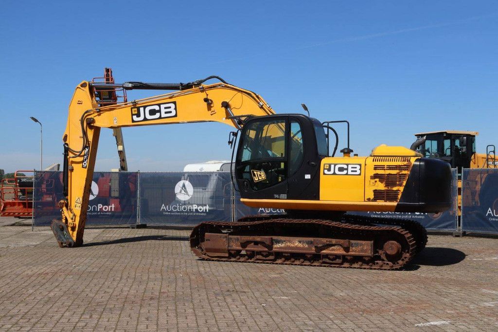 Raupenbagger JCB JS200LCT4i Diesel 129kW 2015