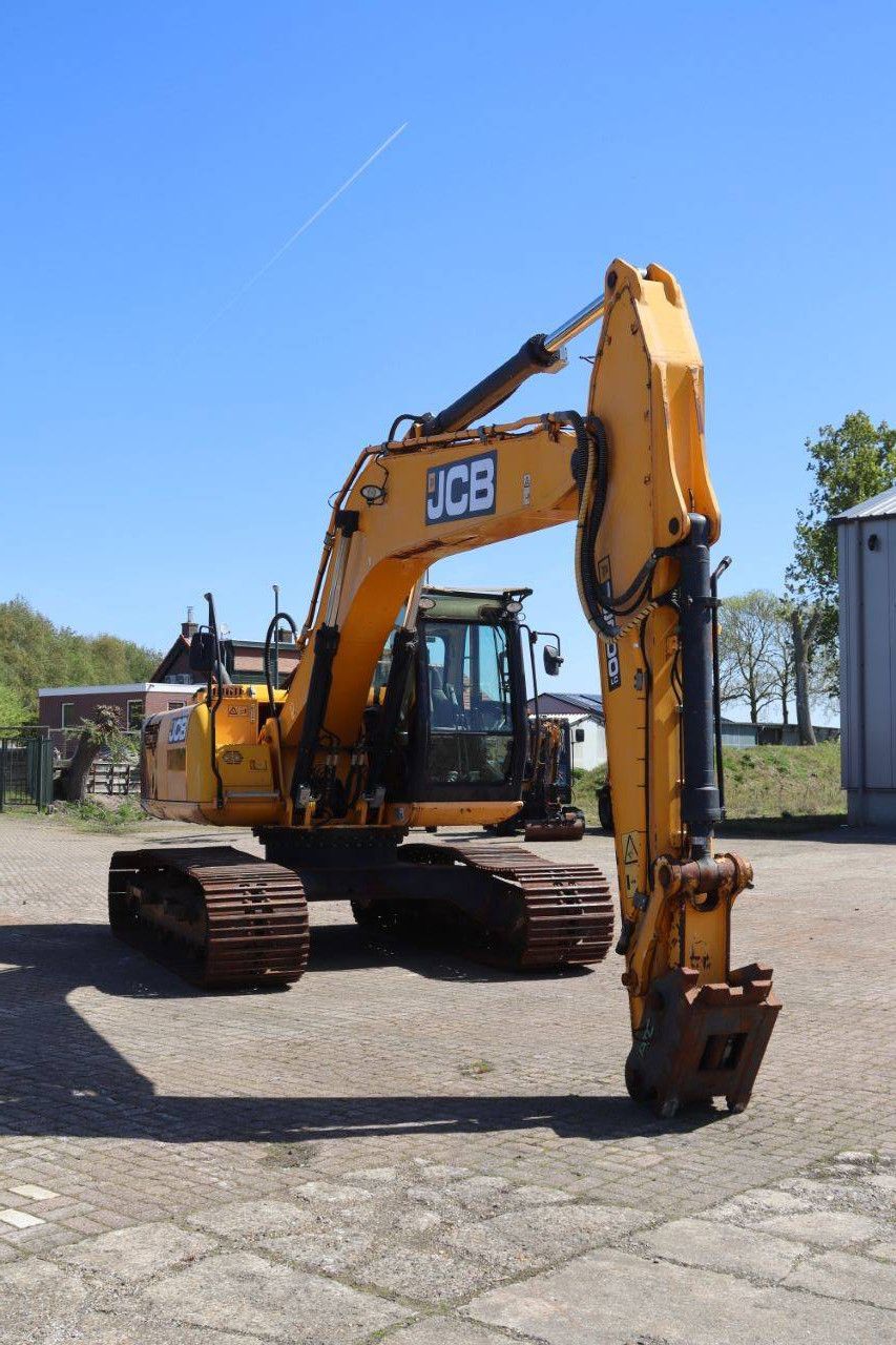 Raupenbagger JCB JS200LCT4i Diesel 129kW 2015