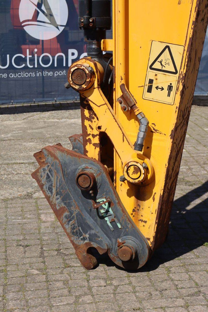 Raupenbagger JCB JS200LCT4i Diesel 129kW 2015