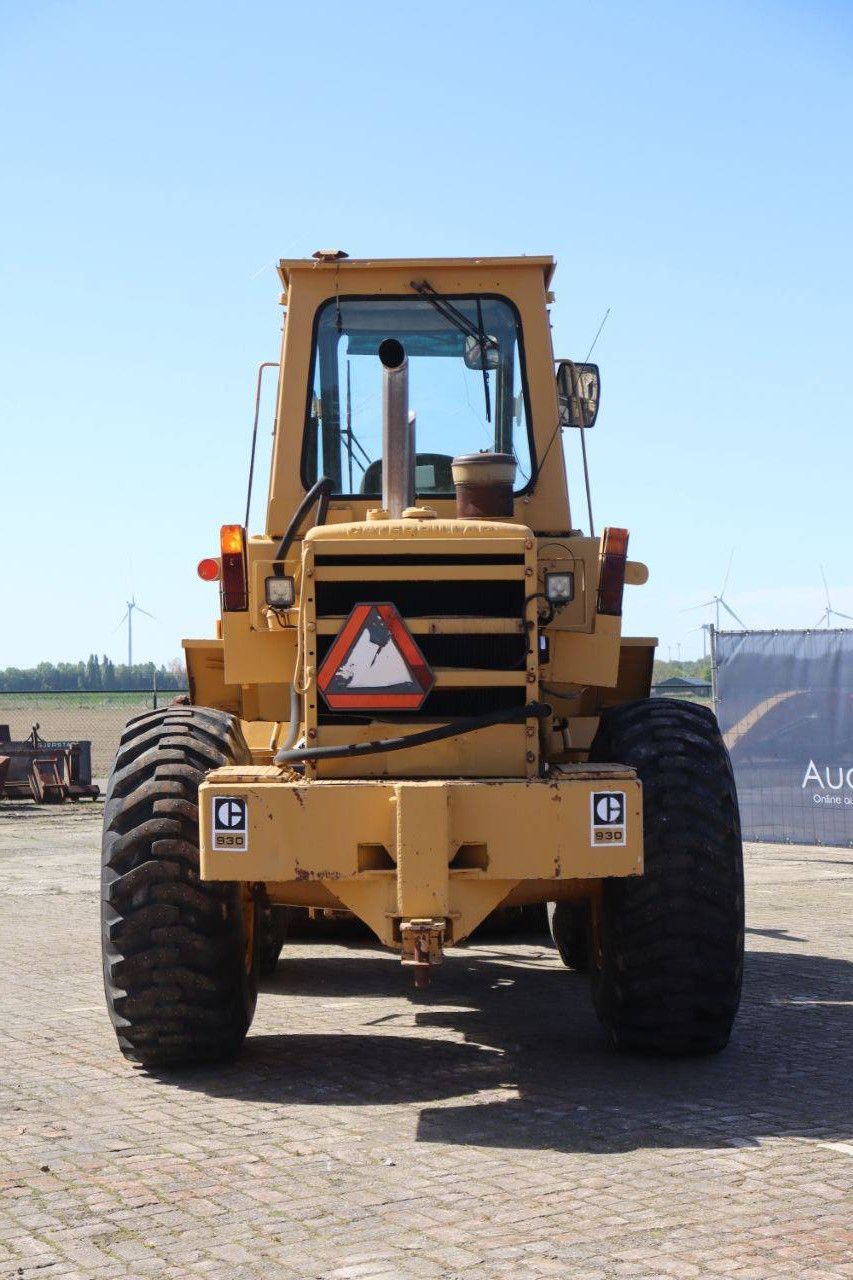 Caterpillar 930 Diesel Wheel Loader 74.6 kW 1981