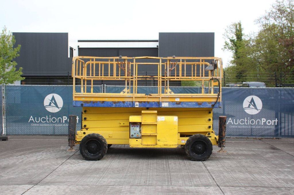 Scissor Lift Haulotte H15 SX Diesel 15m 2005
