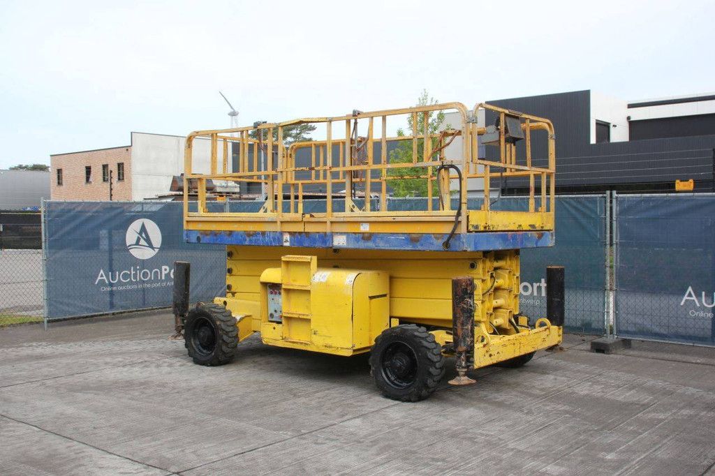 Scissor Lift Haulotte H15 SX Diesel 15m 2005