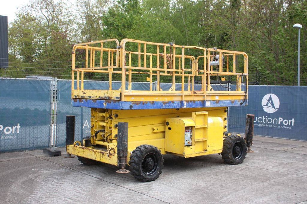 Scissor Lift Haulotte H15 SX Diesel 15m 2005