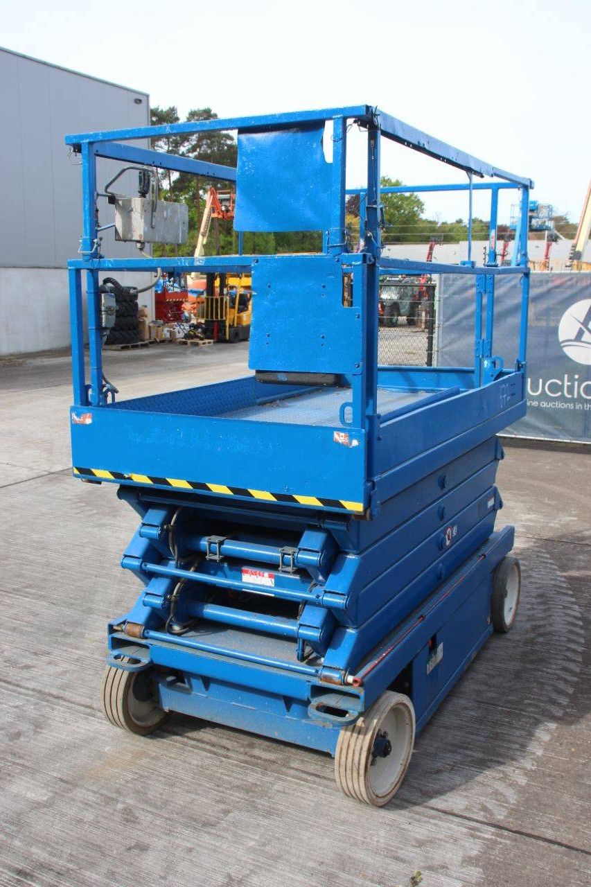 Skyjack S4632 Electric Scissor Lift 11.7m 2012
