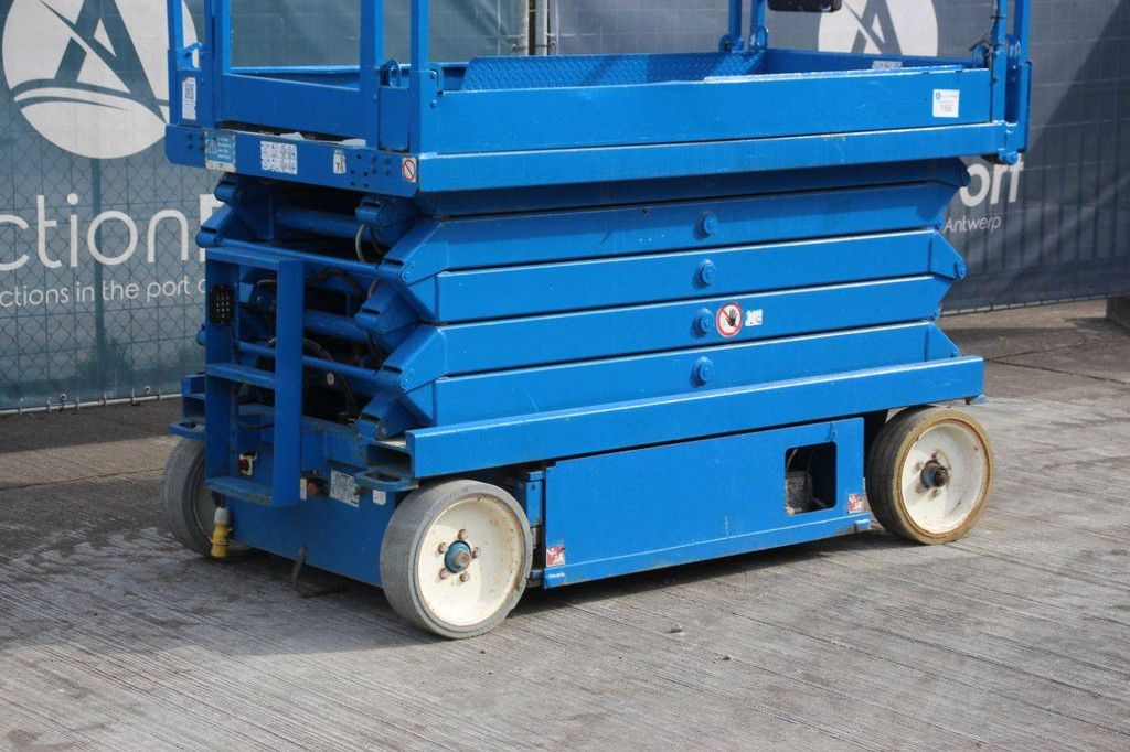 Skyjack S4632 Electric Scissor Lift 11.7m 2012