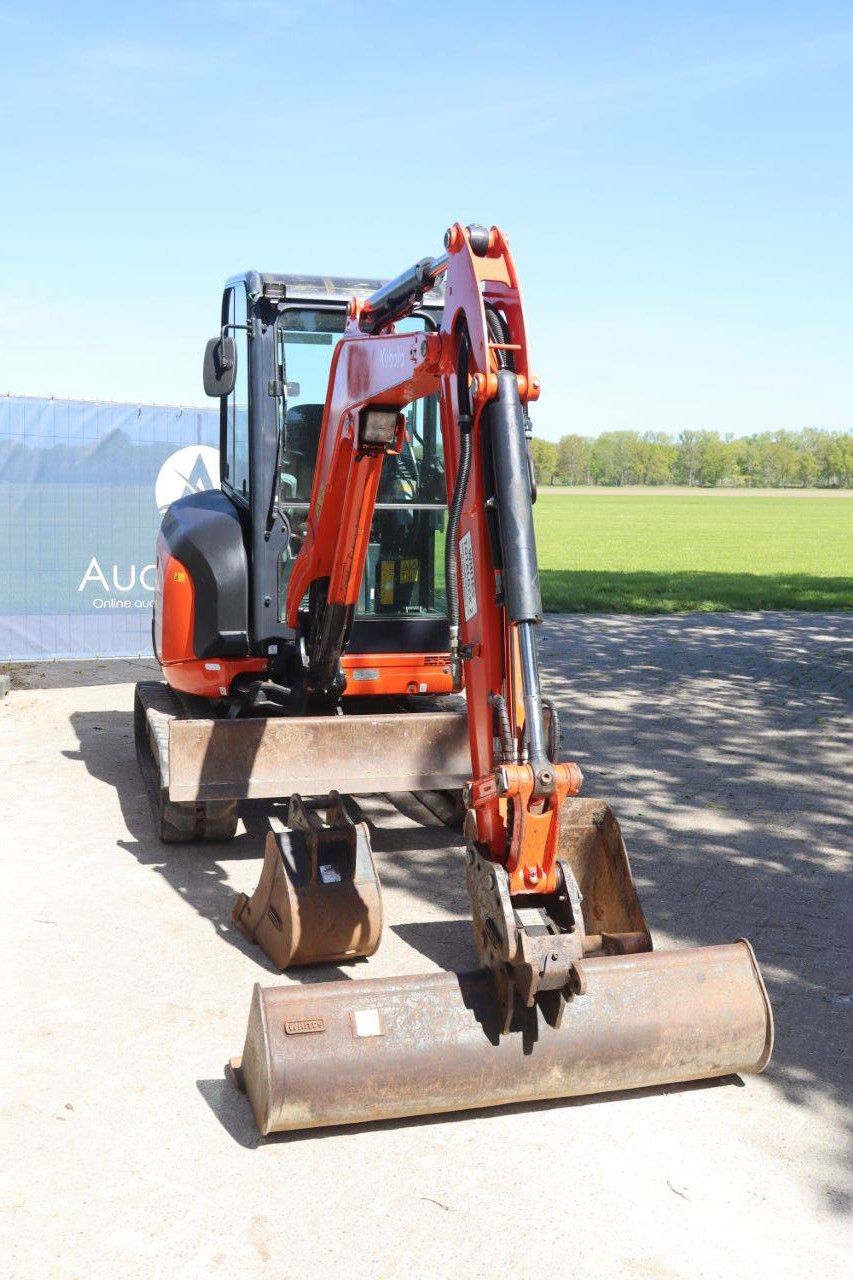 Crawler excavator Kubota U27-4 Diesel 15.5kW 2016