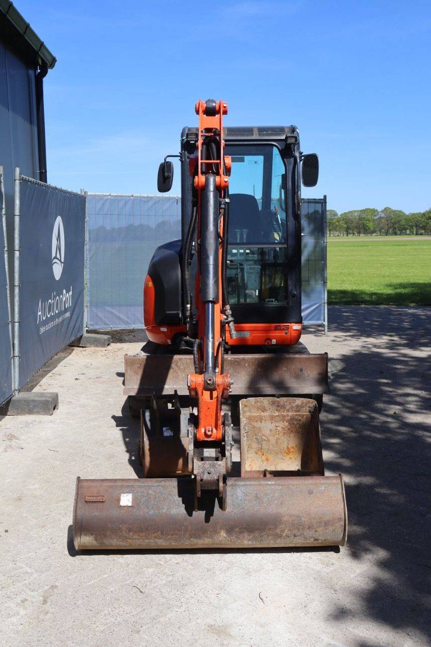 Crawler excavator Kubota U27-4 Diesel 15.5kW 2016