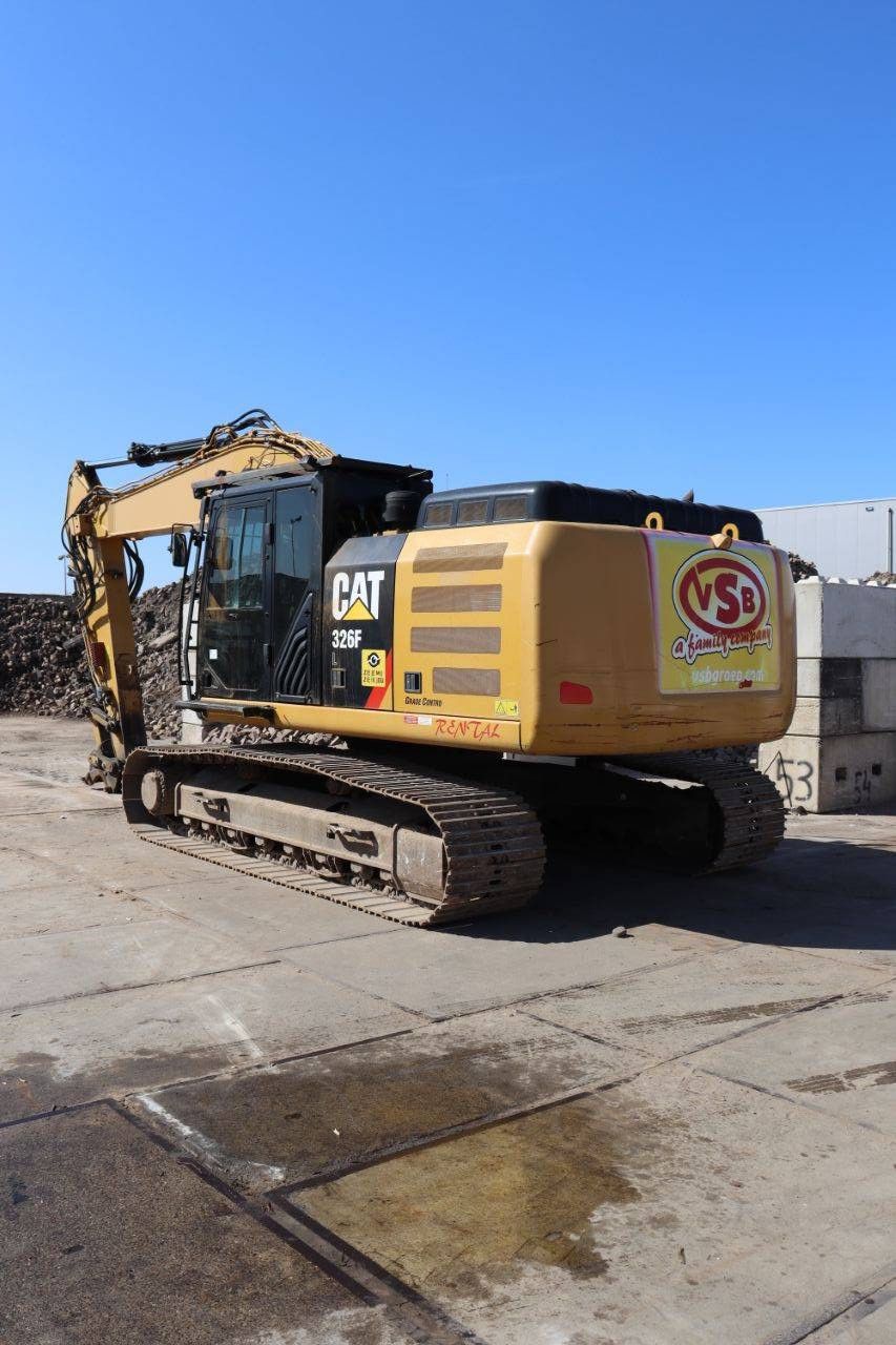 Crawler excavator Caterpillar 326FL Diesel 152kW 2018