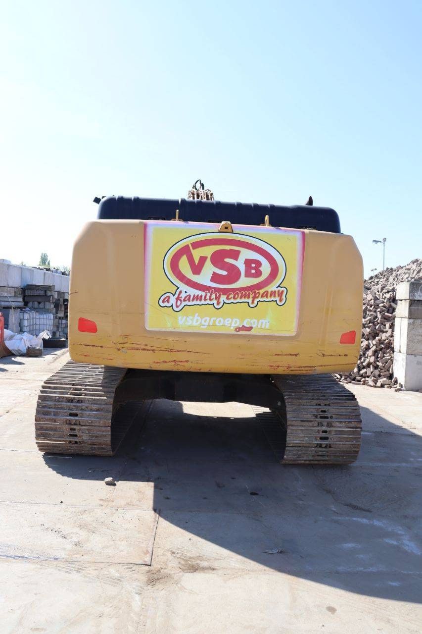 Crawler excavator Caterpillar 326FL Diesel 152kW 2018